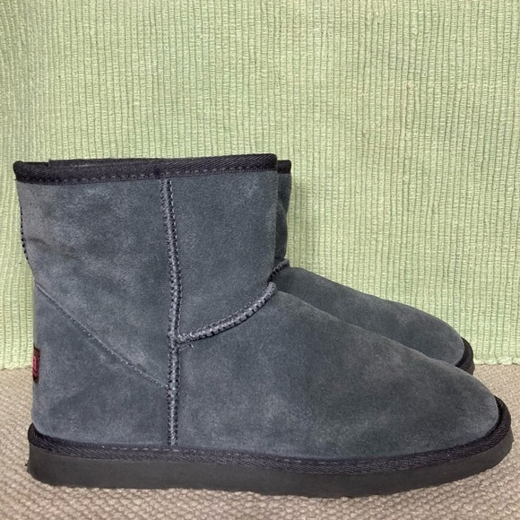 Ukala Womens Grey Sydney Mini Suede/Merino Wool Lined Warm Winter Boots SZ US 10 - Picture 1 of 11